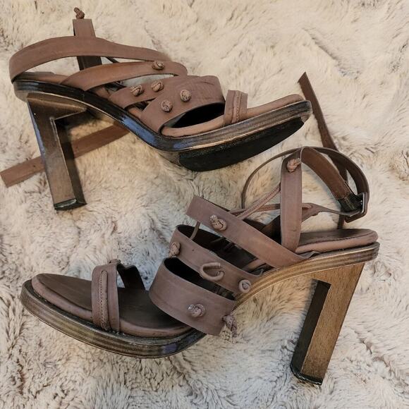 GIVENCHY BLOCK MULTI STRAPE KNOTTED ANKLE WRAP SANDALS SIZE 39.5 (9) - Picture 1 of 7